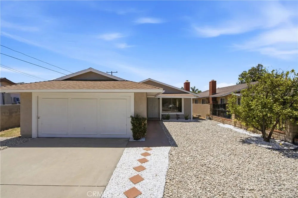 13370 Earl Baldwin Park, CA 91706