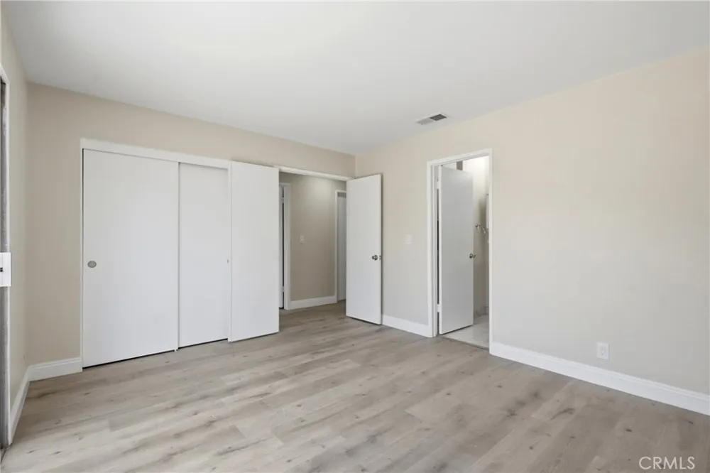 13370 Earl Baldwin Park, CA 91706