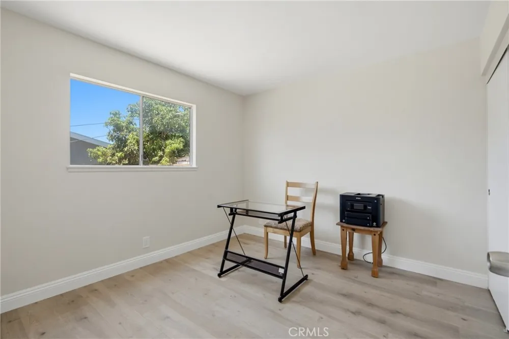 13370 Earl Baldwin Park, CA 91706