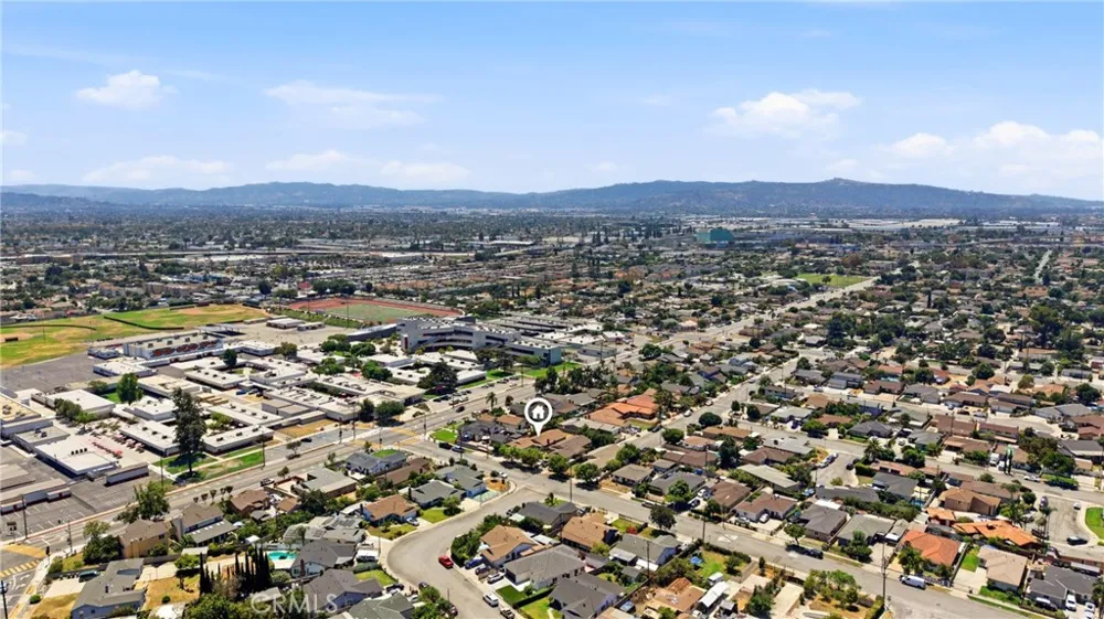 13370 Earl Baldwin Park, CA 91706