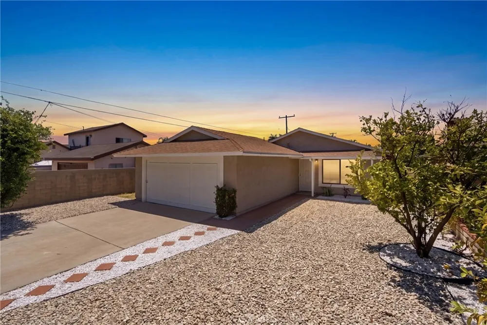 13370 Earl Baldwin Park, CA 91706