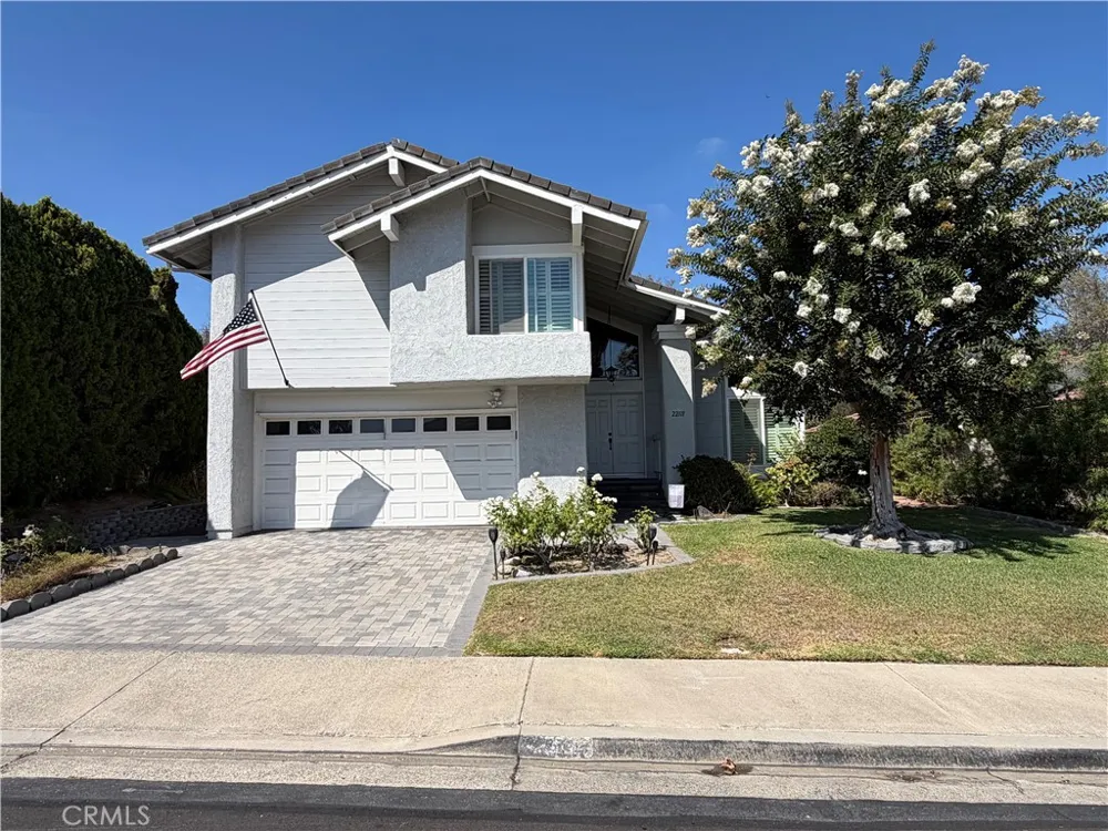 22111 Apache Lake Forest, CA 92630