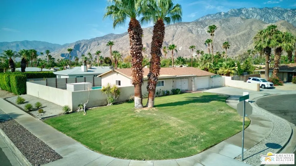 1181 E Estio Circle Palm Springs, CA 92262