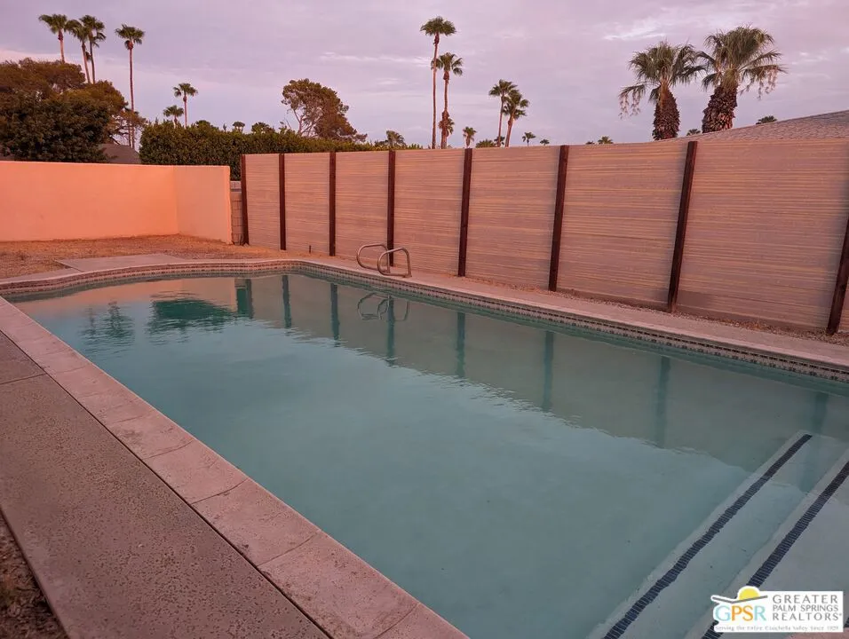 1181 E Estio Circle Palm Springs, CA 92262