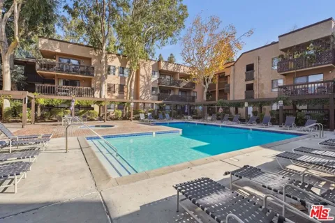 22100 Burbank Boulevard #260G