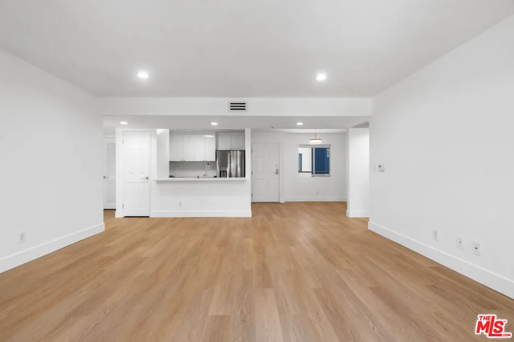 16100 W Sunset Boulevard #201 Pacific Palisades, CA 90272