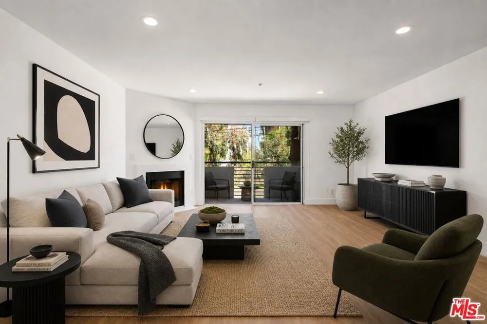 16100 W Sunset Boulevard #201 Pacific Palisades, CA 90272