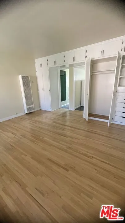 1044 2nd Street #B Santa Monica, CA 90403
