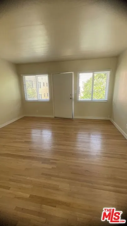 1044 2nd Street #B Santa Monica, CA 90403