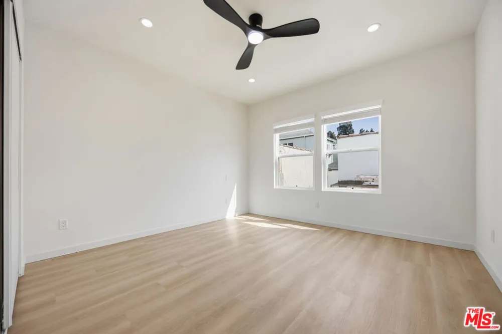 3015 Stocker Place Los Angeles, CA 90008