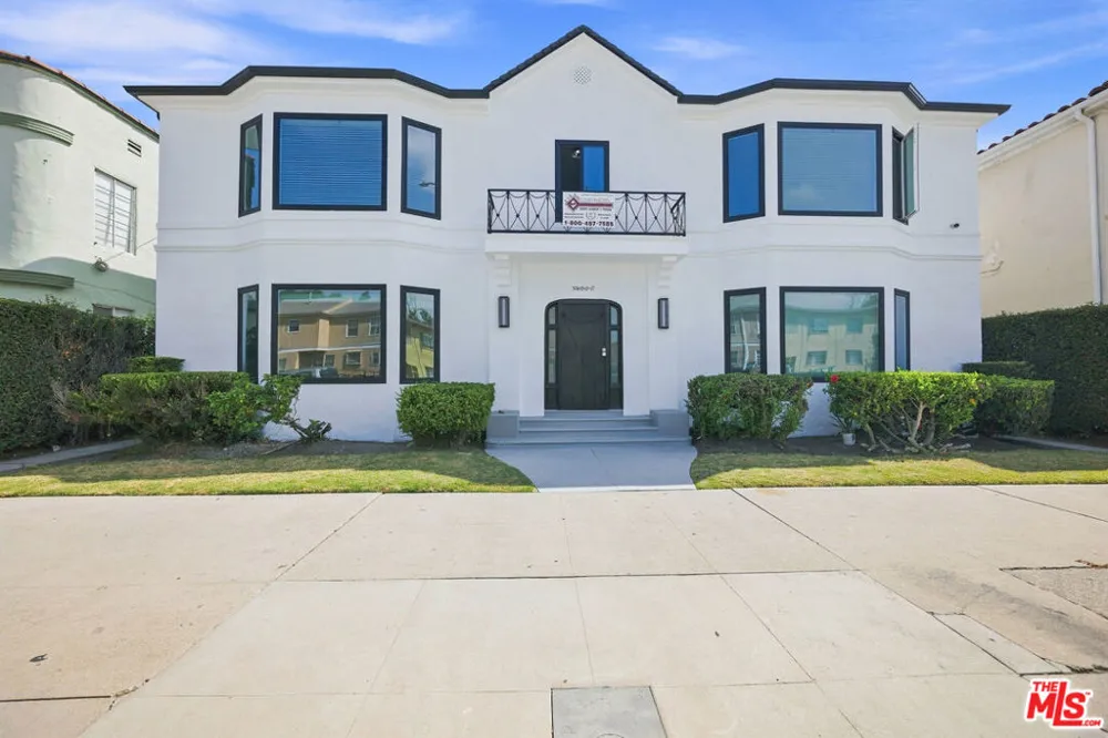 3015 Stocker Place Los Angeles, CA 90008