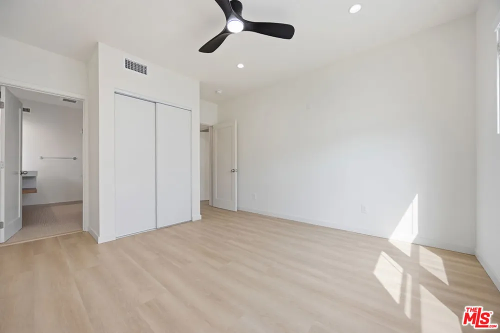 3015 Stocker Place Los Angeles, CA 90008