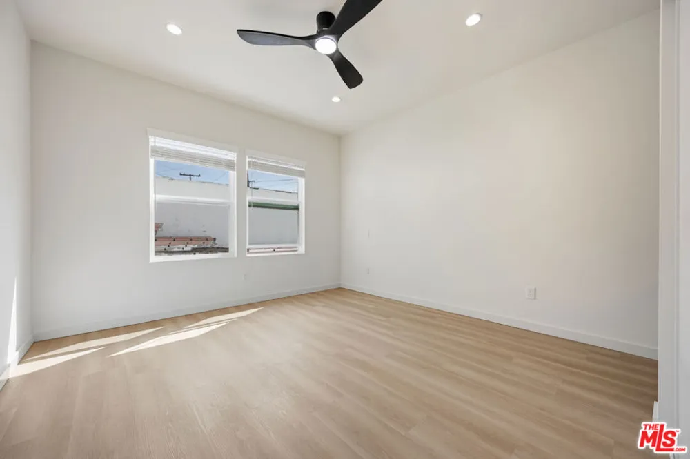 3015 Stocker Place Los Angeles, CA 90008
