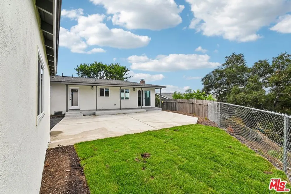 1459 Avenue 57 Los Angeles, CA 90042