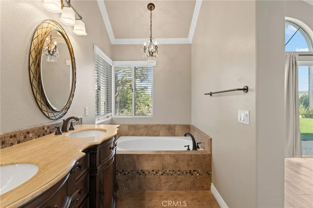 6430 Regents Court Yorba Linda, CA 92886