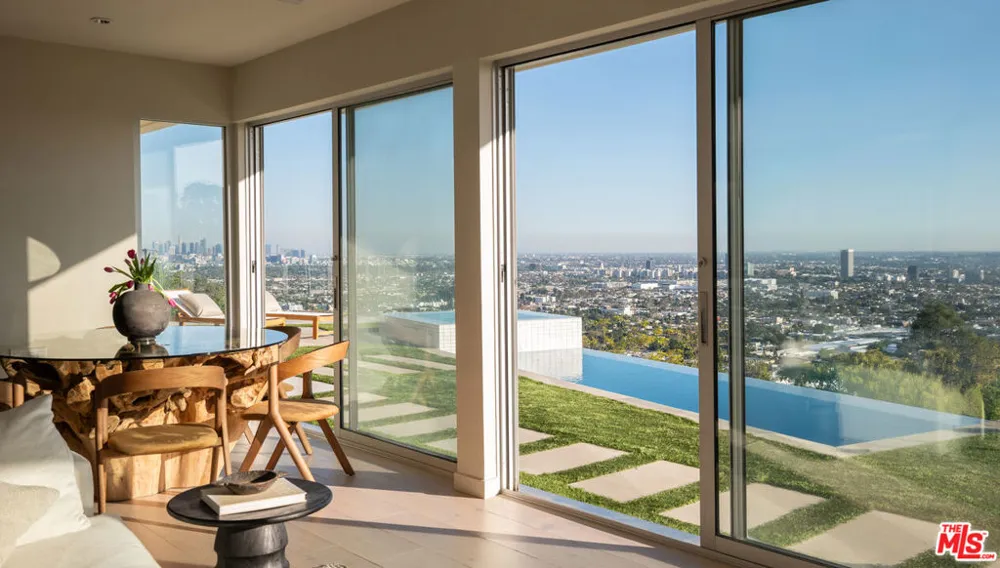 8515 Hedges Way Los Angeles, CA 90069
