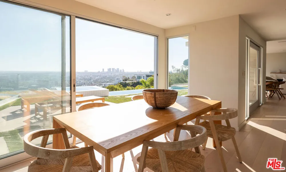 8515 Hedges Way Los Angeles, CA 90069