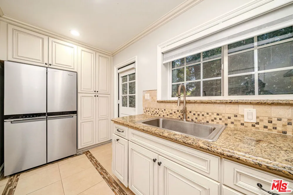 2996 San Pasqual Street Pasadena, CA 91107