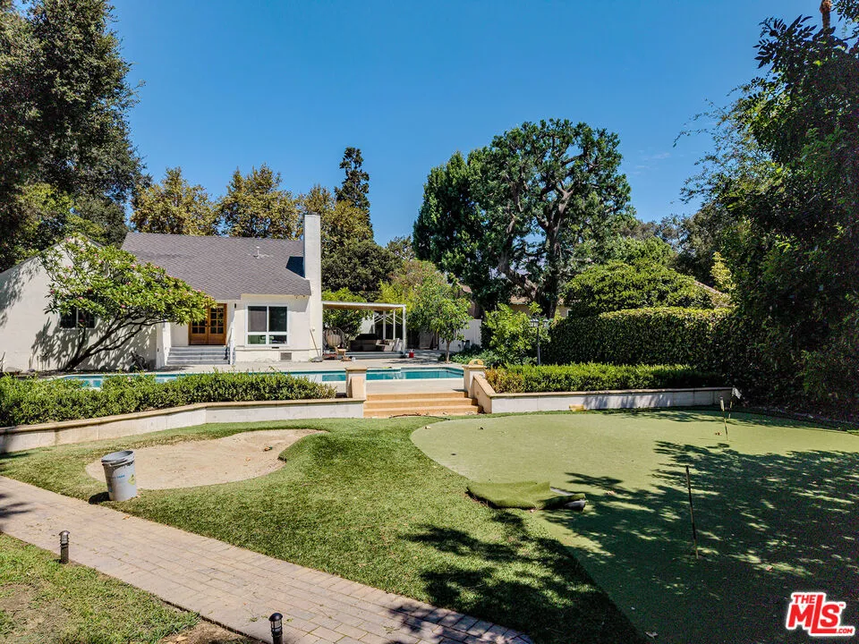 2996 San Pasqual Street Pasadena, CA 91107