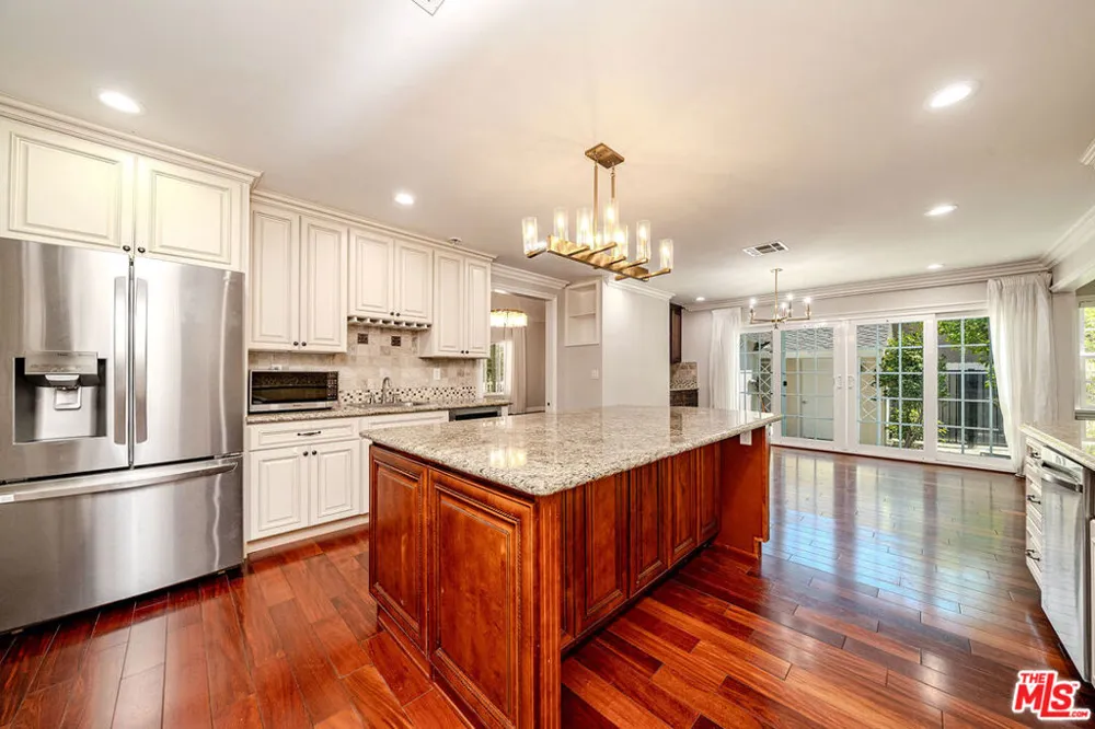 2996 San Pasqual Street Pasadena, CA 91107