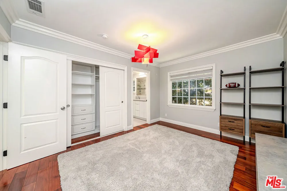 2996 San Pasqual Street Pasadena, CA 91107