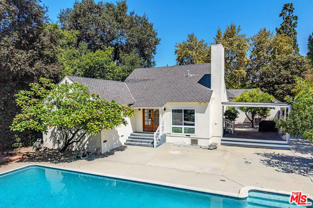 2996 San Pasqual Street Pasadena, CA 91107