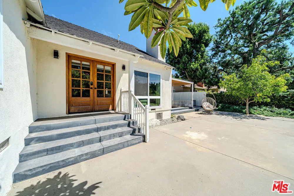 2996 San Pasqual Street Pasadena, CA 91107