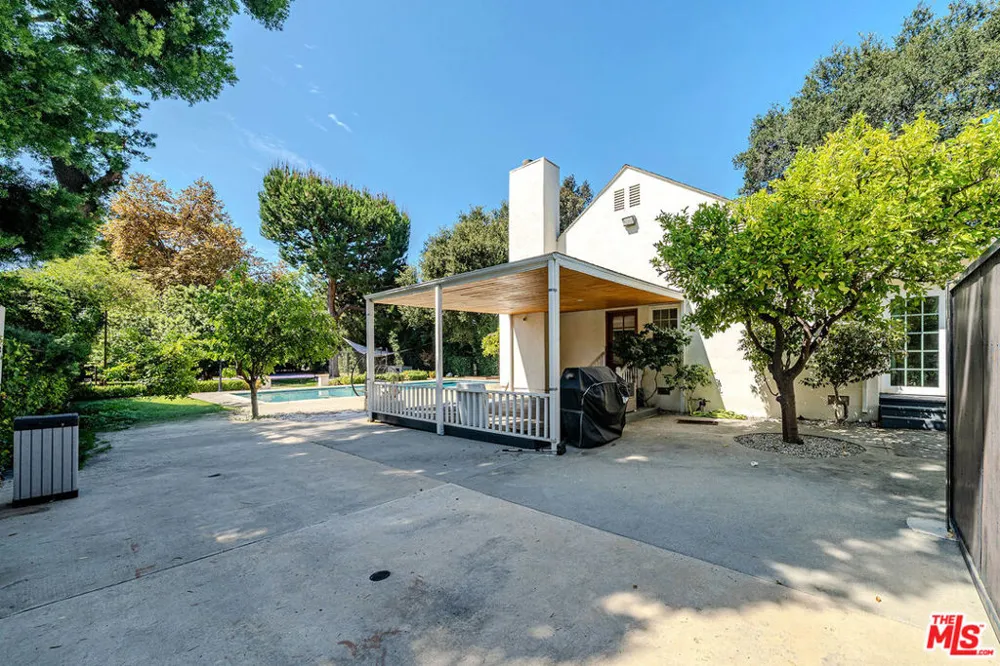 2996 San Pasqual Street Pasadena, CA 91107