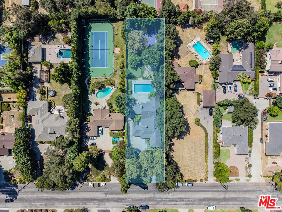 2996 San Pasqual Street Pasadena, CA 91107
