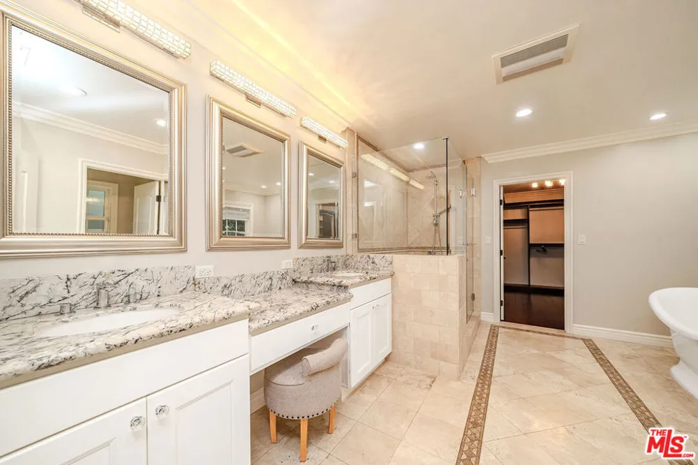 2996 San Pasqual Street Pasadena, CA 91107