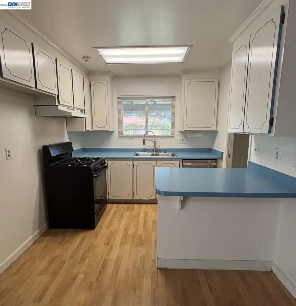 3044 Bradshaw San Jose, CA 95148