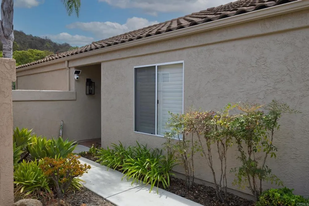 2238 Hilton Head Escondido, CA 92026