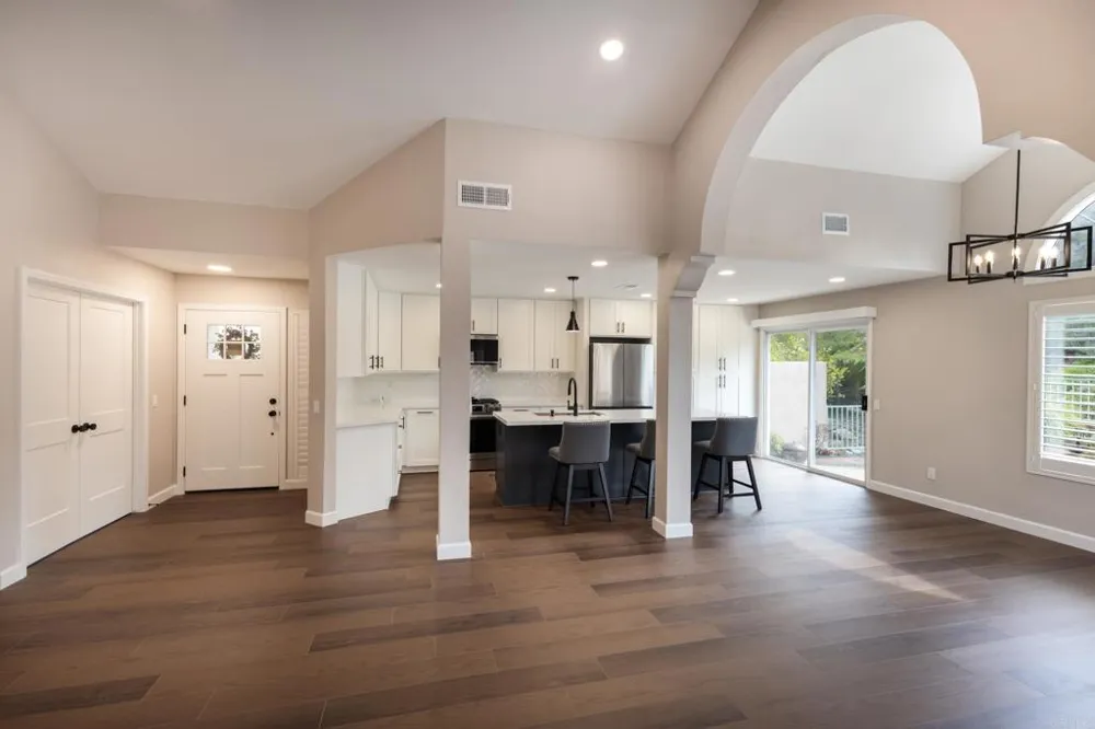 2238 Hilton Head Escondido, CA 92026