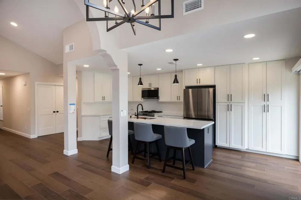 2238 Hilton Head Escondido, CA 92026