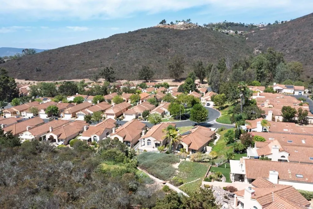 2238 Hilton Head Escondido, CA 92026