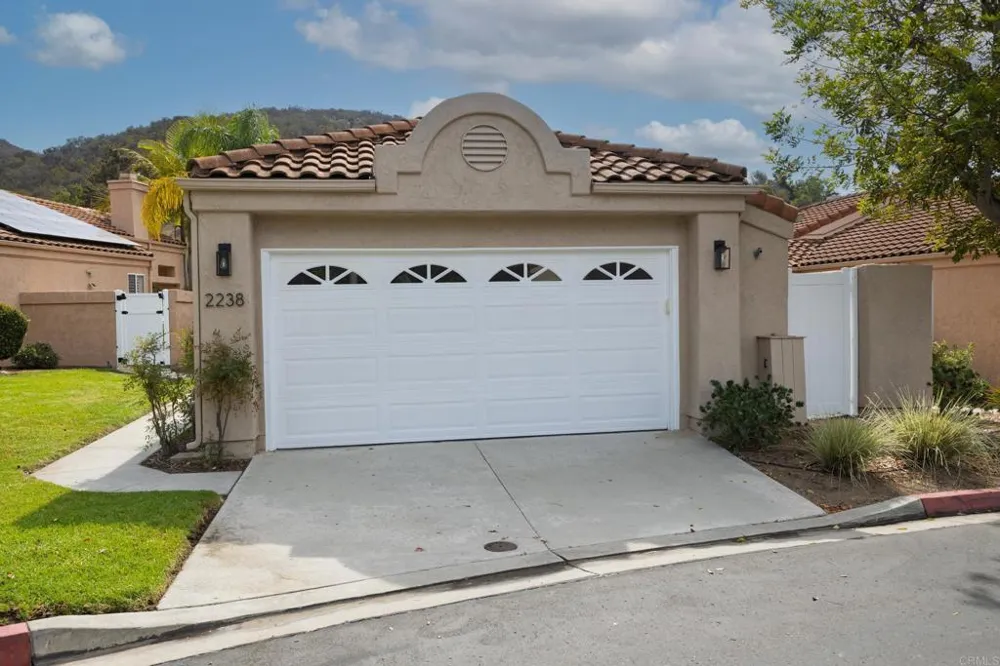 2238 Hilton Head Escondido, CA 92026