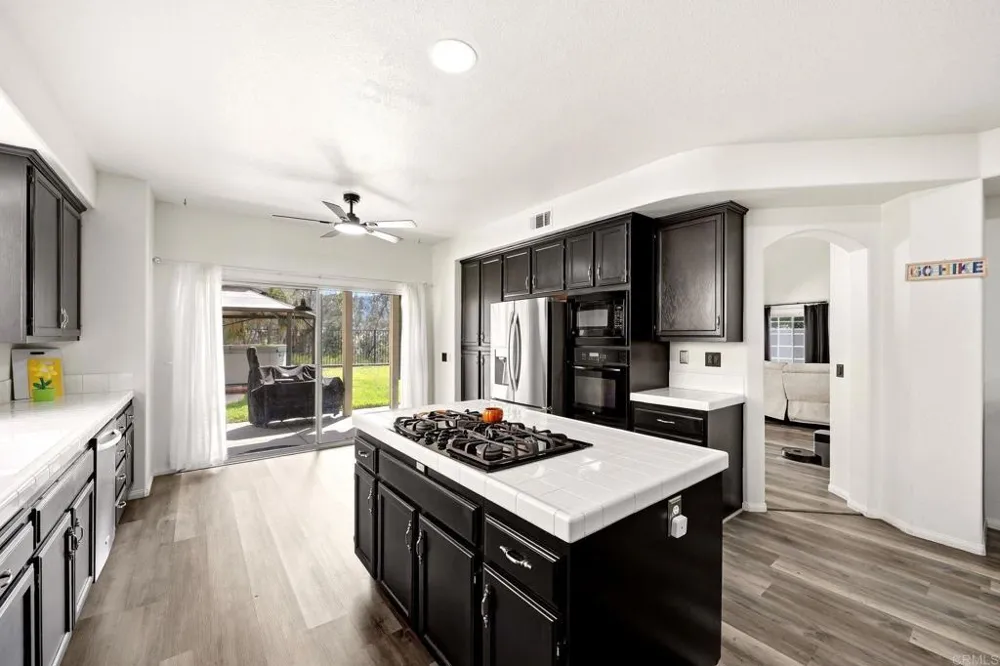 43115 Corte Fresca Temecula, CA 92592