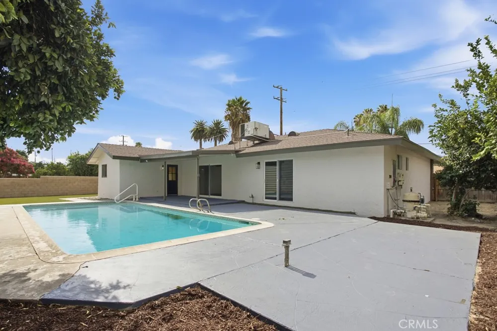 41674 Mayberry Avenue Hemet, CA 92544