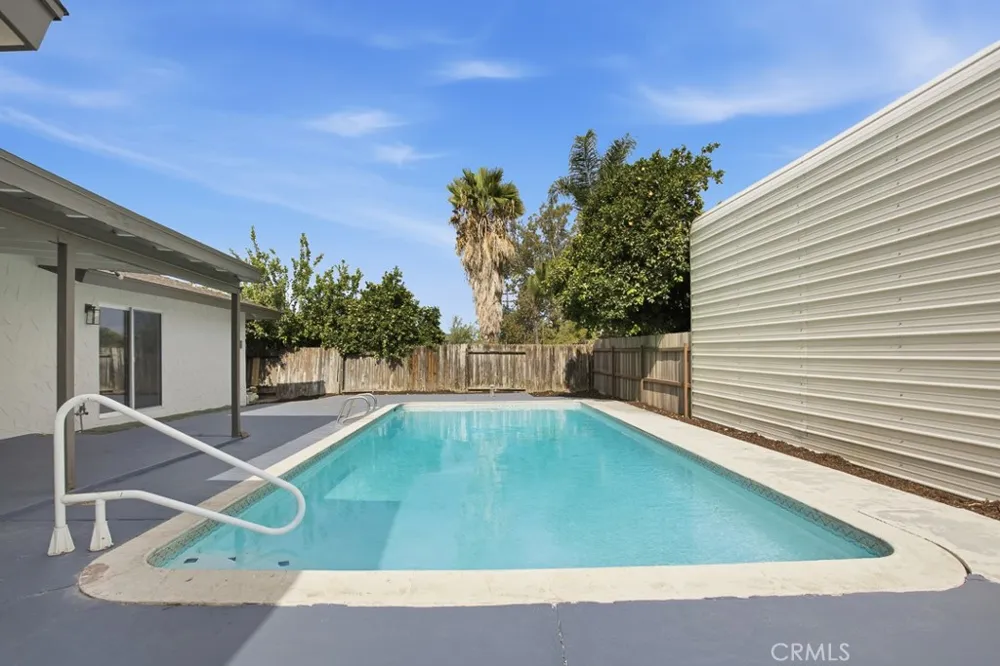 41674 Mayberry Avenue Hemet, CA 92544