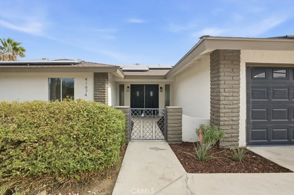 41674 Mayberry Avenue Hemet, CA 92544