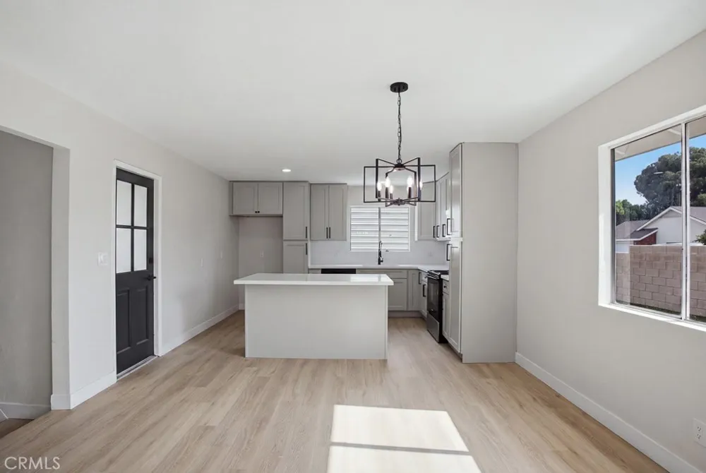 41674 Mayberry Avenue Hemet, CA 92544