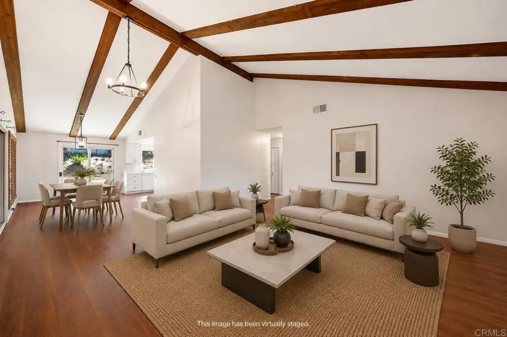 711 De Luz Road Fallbrook, CA 92028