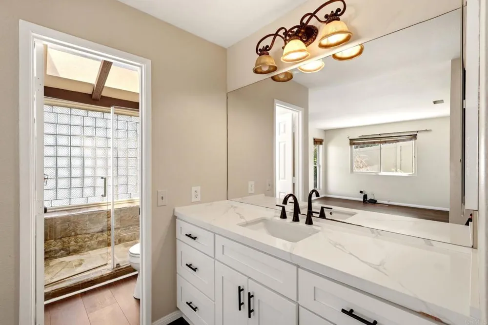 711 De Luz Road Fallbrook, CA 92028
