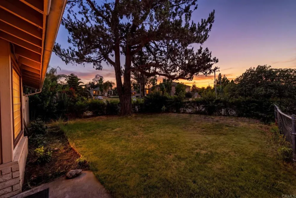 711 De Luz Road Fallbrook, CA 92028
