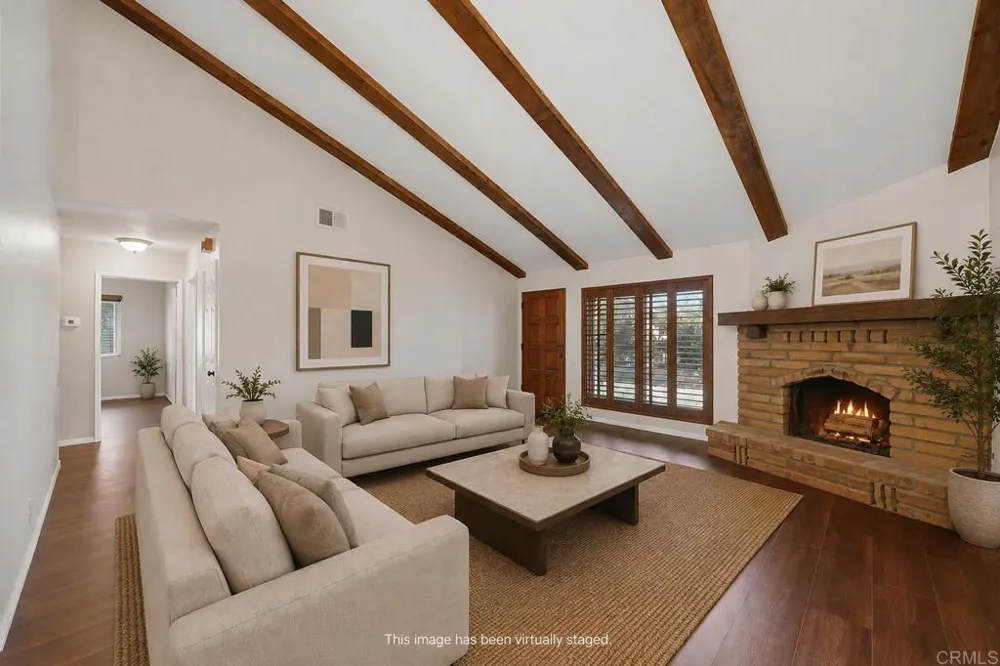711 De Luz Road Fallbrook, CA 92028