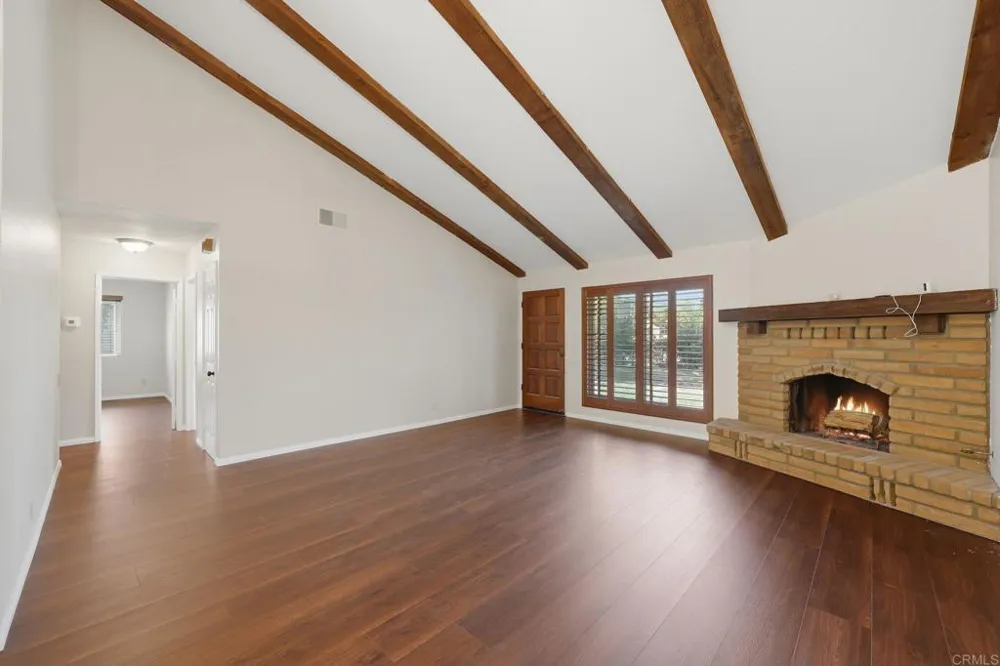 711 De Luz Road Fallbrook, CA 92028