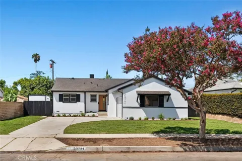 20701 Schoolcraft