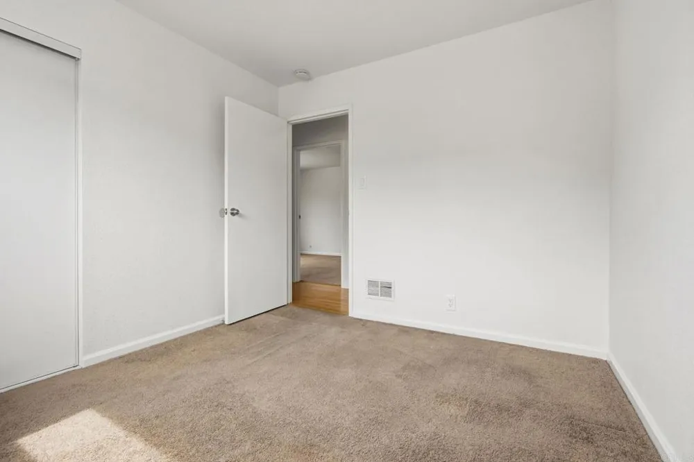 69 Norwood Avenue Daly City, CA 94015