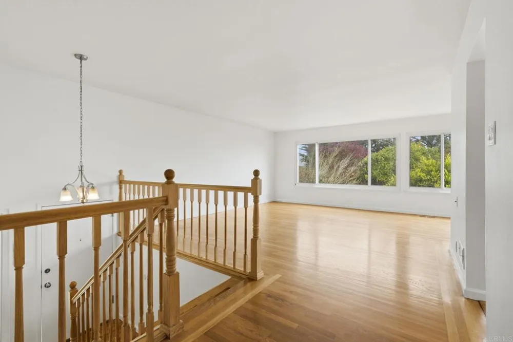 69 Norwood Avenue Daly City, CA 94015
