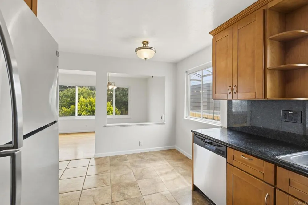 69 Norwood Avenue Daly City, CA 94015